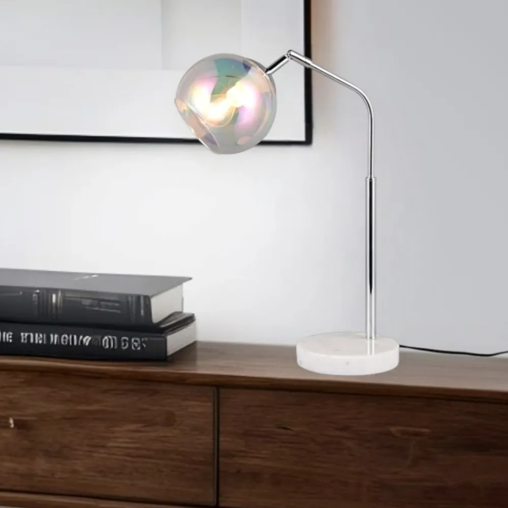 Lampade Da Tavolo-Selezionato da Mazzolaluce Lampada da tavolo orientabile base effetto marmo bianco cromo
