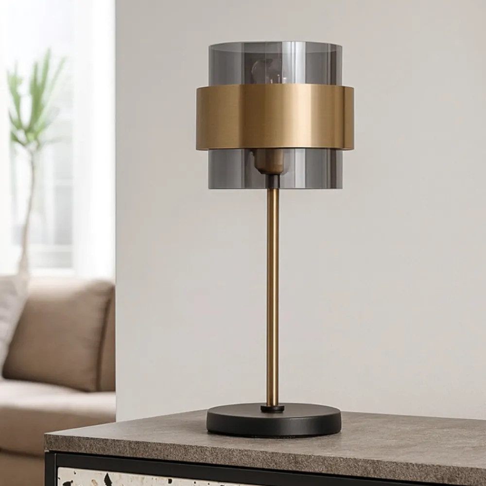 Lampade Da Tavolo-Selezionato da Mazzolaluce Lampada da tavolo per cassettone madia design moderno