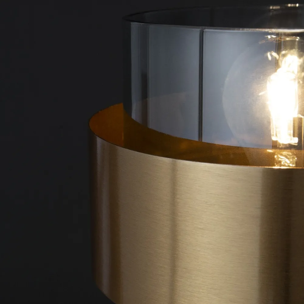 Lampade Da Tavolo-Selezionato da Mazzolaluce Lampada da tavolo per cassettone madia design moderno