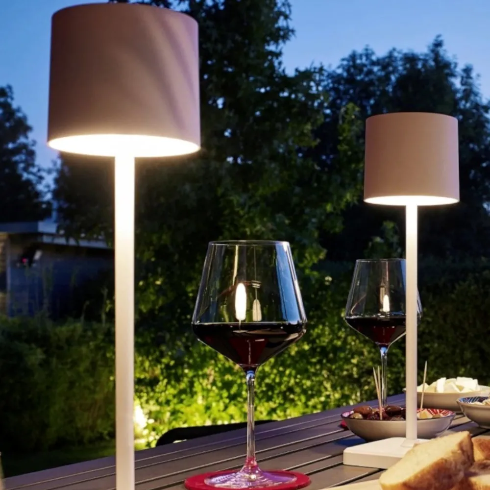 Lampade Da Tavolino Esterno-Selezionato da Mazzolaluce Lampada da tavolo per esterno senza fili bianca led ricaricabile