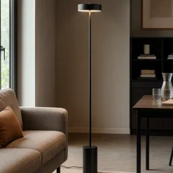 Lampade Da Terra-Selezionato da Mazzolaluce Lampada da terra design minimale nera moderna led