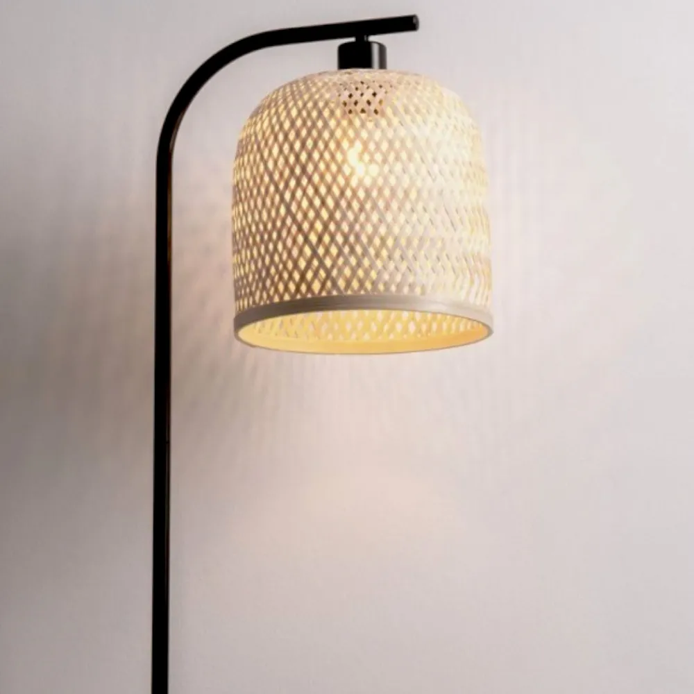 Lampade Da Terra-Selezionato da Mazzolaluce Lampada da terra etnica con paralume in bambu rattan