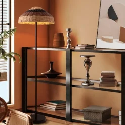 Lampade Da Terra-Selezionato da Mazzolaluce Lampada da terra in rattan stelo nero e filo in tessuto
