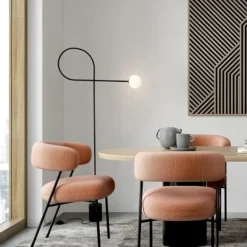 Lampade Da Terra-Selezionato da Mazzolaluce Lampada da terra moderna nera design minimalista