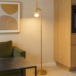 Lampade Da Terra-Selezionato da Mazzolaluce Lampada da terra moderna portalampada vetro opalino