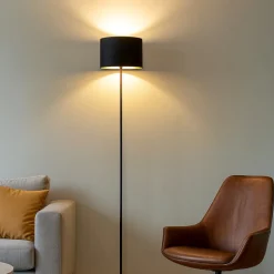 Lampade Da Terra-Selezionato da Mazzolaluce Lampada da terra nera dal design moderno minimale