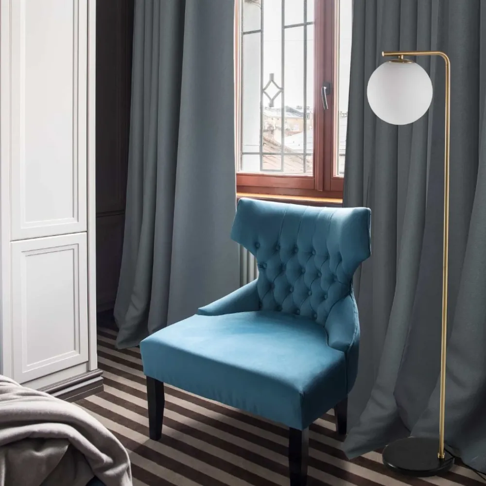 Lampade Da Terra-Selezionato da Mazzolaluce Lampada da terra oro base marmo nero sfera vetro bianco