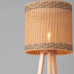 Lampade Da Terra-Selezionato da Mazzolaluce Lampada da terra rustica con paralume intrecciato