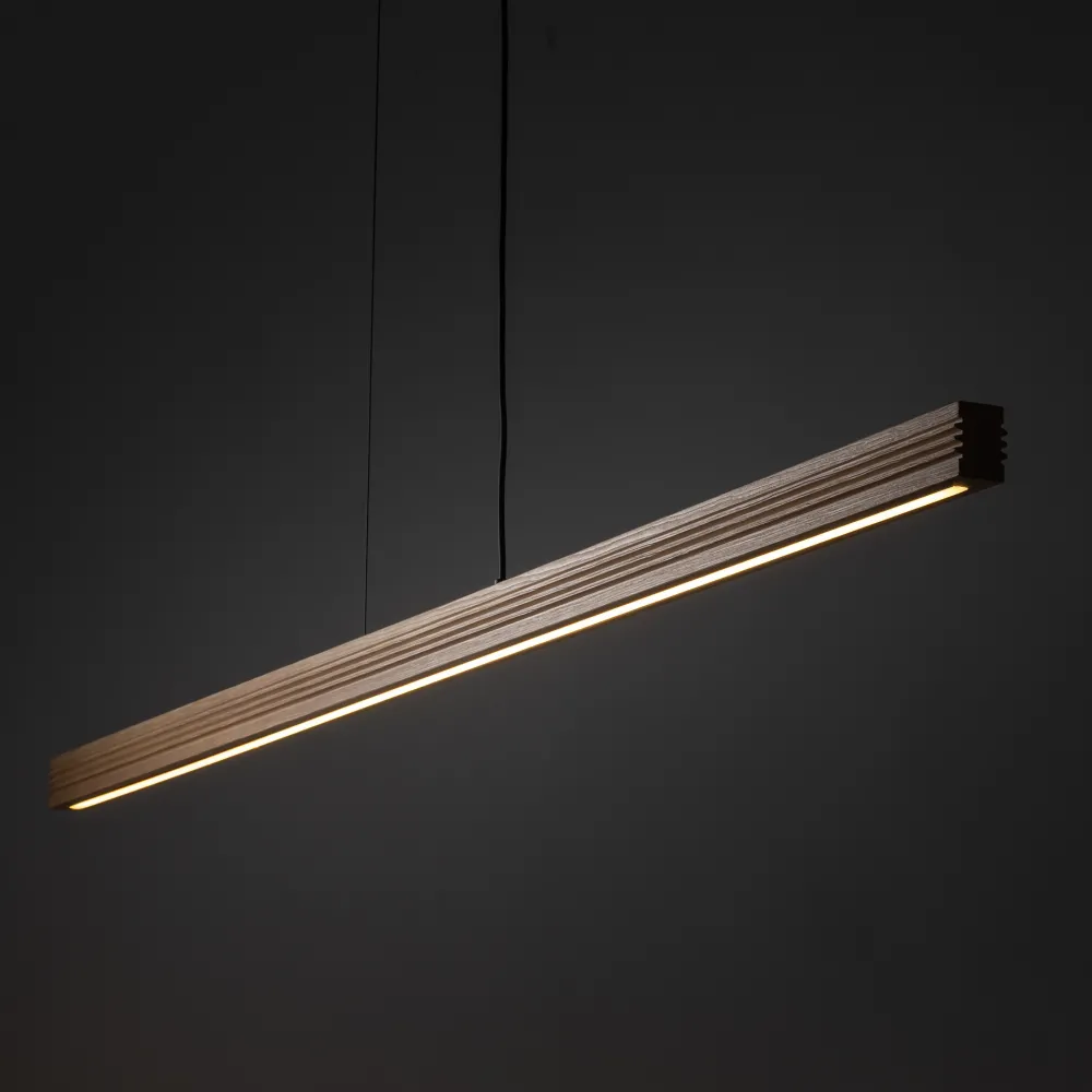 Lampadari Moderni-Selezionato da Mazzolaluce Lampada di legno a sospensione stile scandinavo per sala da pranzo