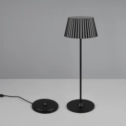 Lampade Da Tavolo-Selezionato da Mazzolaluce Lampada nera da tavolo ricaricabile per esterni portatile 3000k