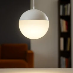 Lampade A Sospensione-Selezionato da Mazzolaluce Lampada pendente a sospensione sfera bianca led 10w 3000k