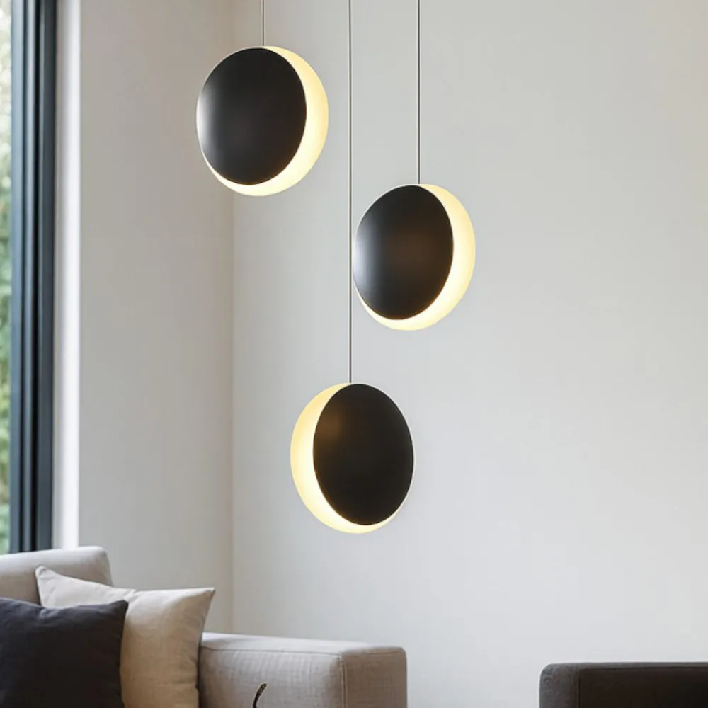 Lampadari Moderni-Selezionato da Mazzolaluce Lampadario a cascata 3 luci sospese orientabili led 3000k nero e oro