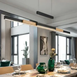 Lampadari Moderni-Selezionato da Mazzolaluce Lampadario allungabile moderno nero per tavoli da pranzo