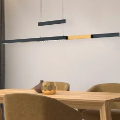 Lampadari Moderni-Selezionato da Mazzolaluce Lampadario allungabile moderno nero per tavoli da pranzo