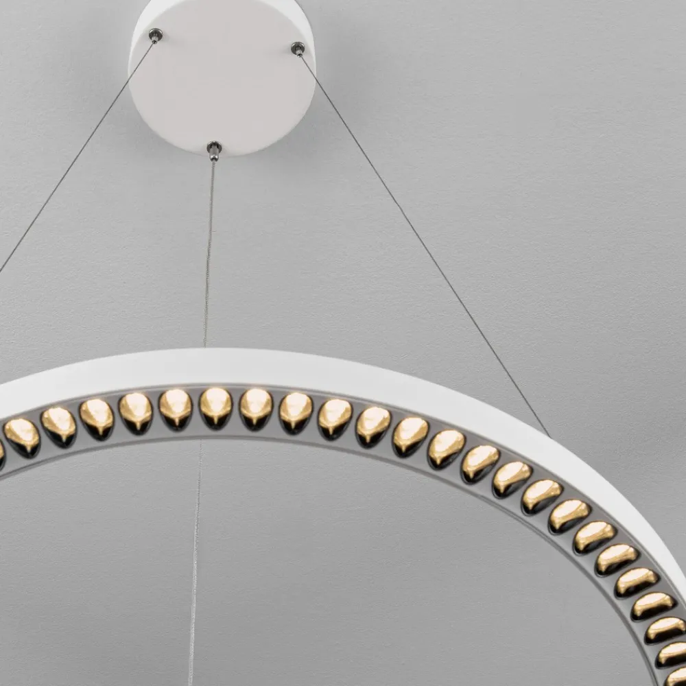 Lampadari Moderni-Selezionato da Mazzolaluce Lampadario anello bianco 65cm led 27w 3000k per ufficio