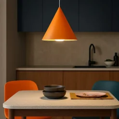 Lampadari Cucina-Selezionato da Mazzolaluce Lampadario arancione per cucina moderna forma cono 25cm