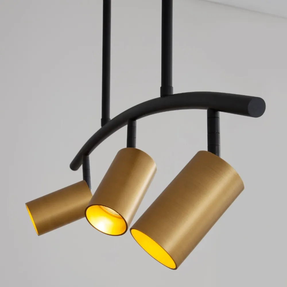 Lampadari Cucina-Selezionato da Mazzolaluce Lampadario a soffitto da cucina nero oro con luci orientabili