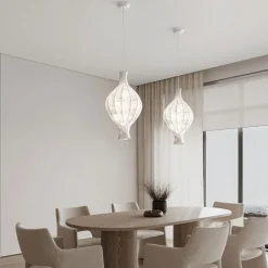 Lampadari Moderni-Selezionato da Mazzolaluce Lampadario a sospensione design in seta di gelso bianco sabbia