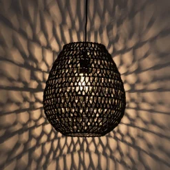 Lampadari Moderni-Selezionato da Mazzolaluce Lampadario a sospensione in rattan nero e corda di carta nera filo in tessuto