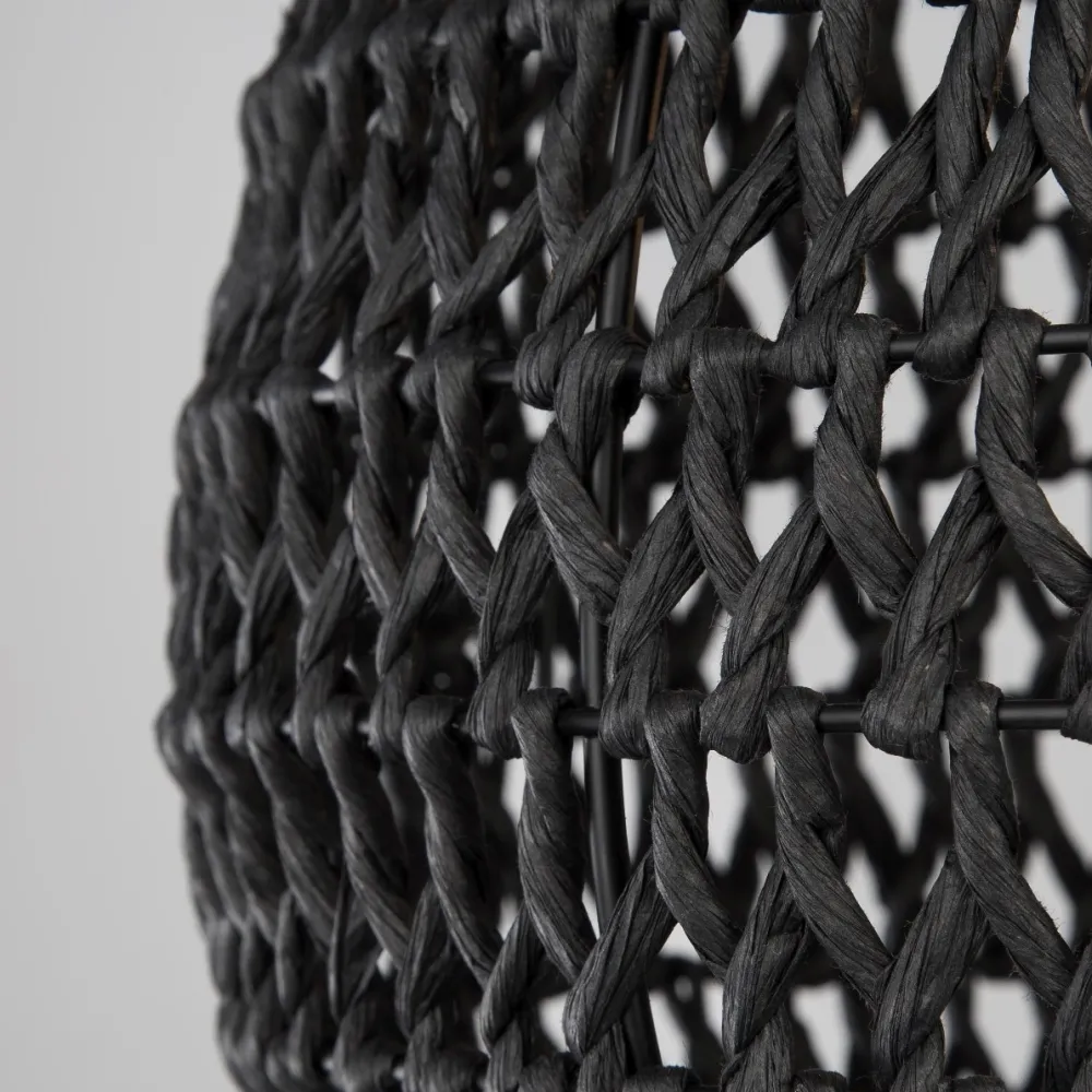 Lampadari Moderni-Selezionato da Mazzolaluce Lampadario a sospensione in rattan nero e corda di carta nera filo in tessuto