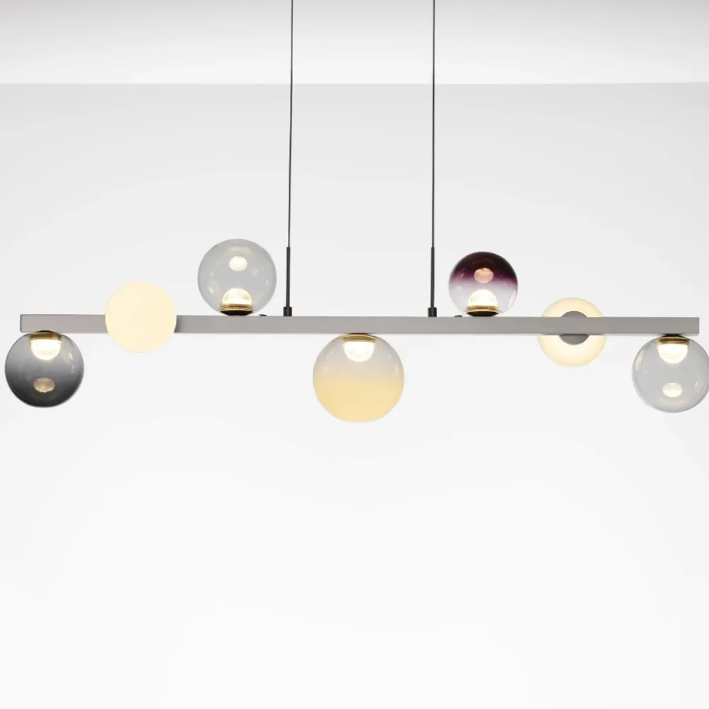 Lampadari Moderni-Selezionato da Mazzolaluce Lampadario a sospensione per soggiorno moderno sfere vetro opale fume viola