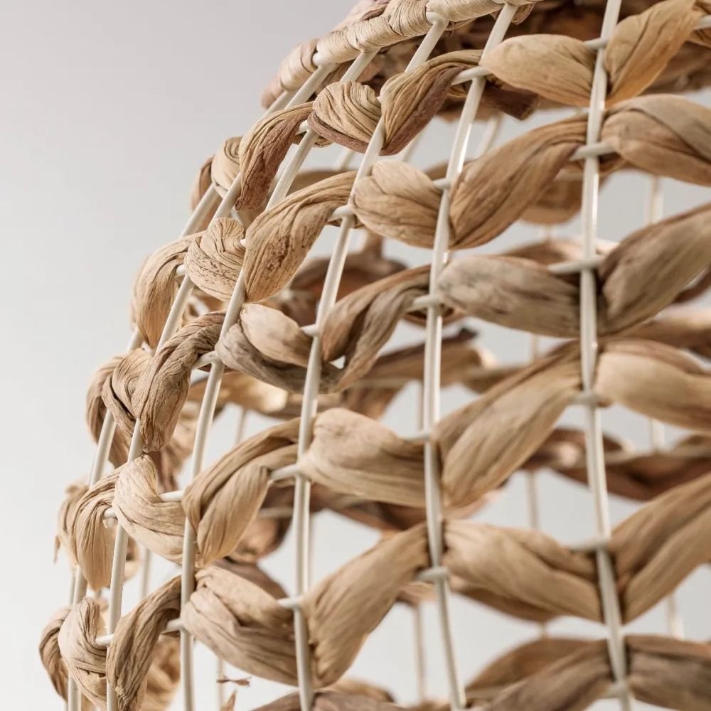 Lampadario Camera Da Letto-Selezionato da Mazzolaluce Lampadario a sospensione sfera di rattan e giacinto essiccato per camera da letto