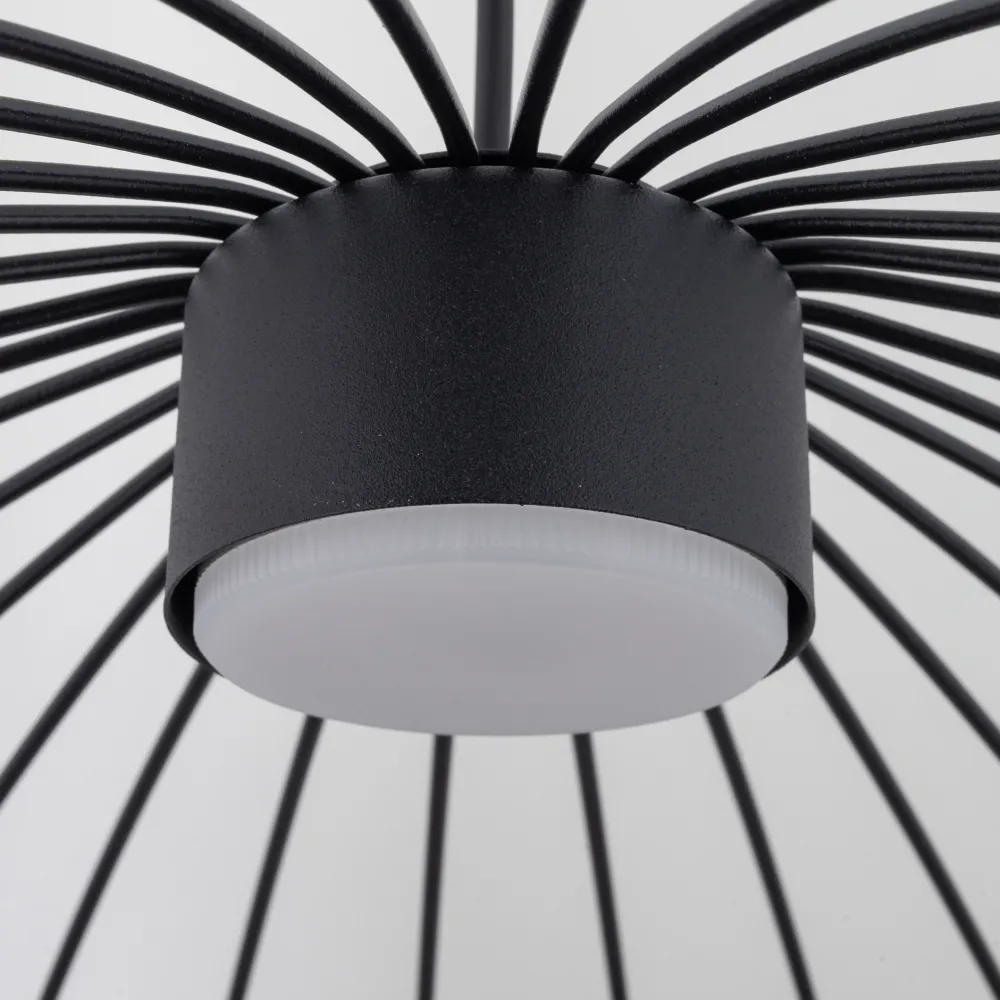 Lampadari Moderni-Selezionato da Mazzolaluce Lampadario a sospensione sfera gabbia di metallo nero per soggiorno moderno