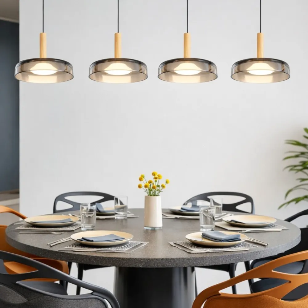 Lampadari Moderni-Selezionato da Mazzolaluce Lampadario a sospensioni vetro fume legno moderno per soggiorno