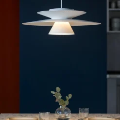 Lampadari Cucina-Selezionato da Mazzolaluce Lampadario bianco design per tavolo sala da pranzo cucina moderna