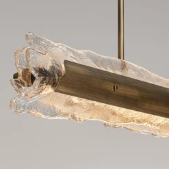 Lampadari Moderni-Selezionato da Mazzolaluce Lampadario bilancere design per soggiorno vetro ottone anticato