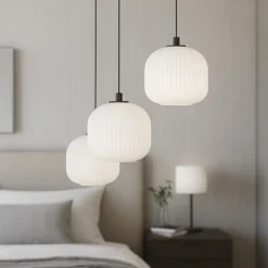 Lampadario Camera Da Letto-Eglo Lampadario camera da letto nero vetri bianchi mantunalle