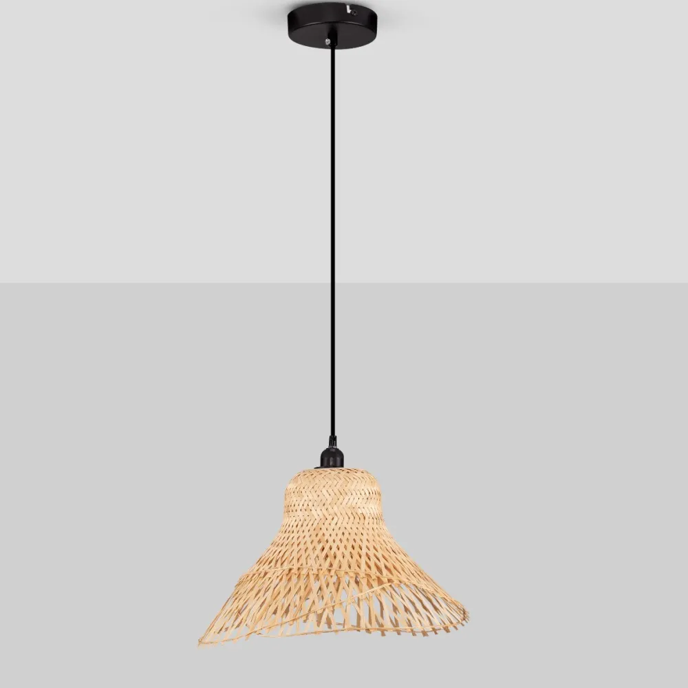 Lampadari Cucina-Selezionato da Mazzolaluce Lampadario cappello di rattan sabbia per tavolo sala da pranzo