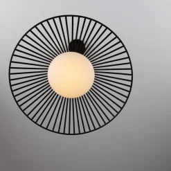 Lampadari Moderni-Selezionato da Mazzolaluce Lampadario cappello nero bianco per sala da pranzo moderna