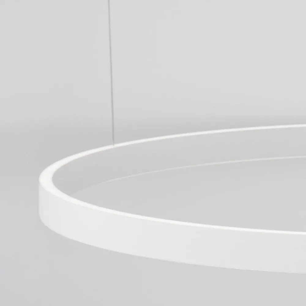 Lampadari Moderni-Selezionato da Mazzolaluce Lampadario cerchio bianco 98cm led biemissione 3000k dimmerabile