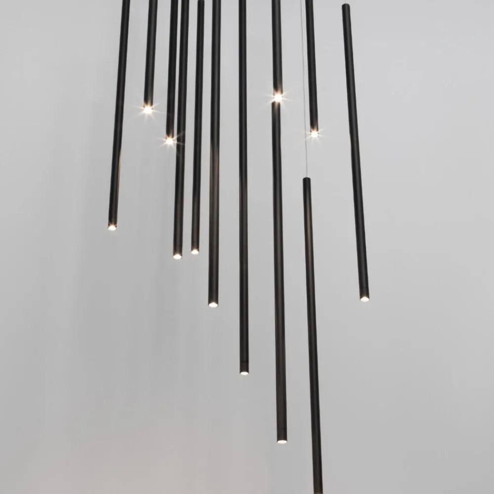 Lampadari Moderni-Selezionato da Mazzolaluce Lampadario cilindri led pendenti nero moderno per sala