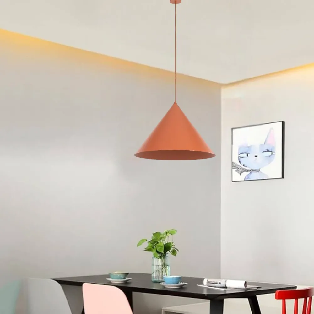 Lampadari Cucina-Selezionato da Mazzolaluce Lampadario colore mattone 50 cm cono di metallo per cucina