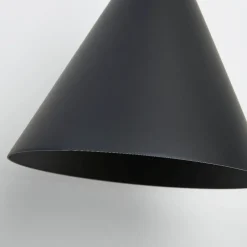 Lampadari Cucina-Selezionato da Mazzolaluce Lampadario coni pendenti multicolor per tavolo cucina sala da pranzo