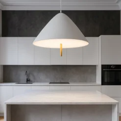 Lampadari Cucina-Selezionato da Mazzolaluce Lampadario cono bianco led 17w 3000k per tavolo cucina moderna
