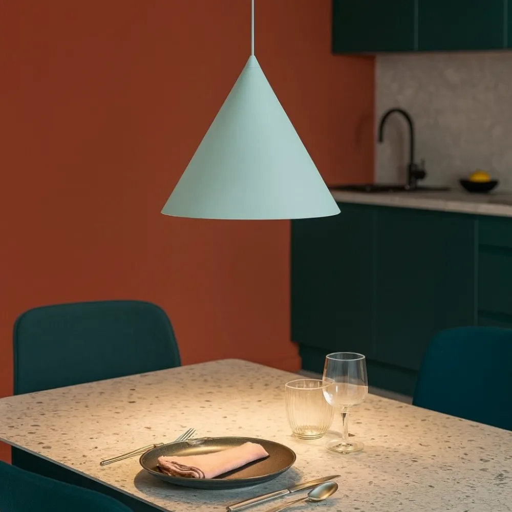 Lampadari Cucina-Selezionato da Mazzolaluce Lampadario cono colore menta per cucina moderna