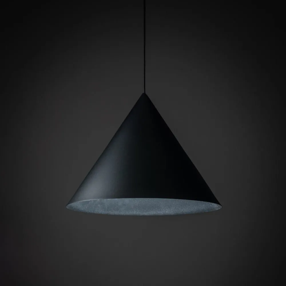 Lampadari Cucina-Selezionato da Mazzolaluce Lampadario cono di metallo nero 50 cm per cucina