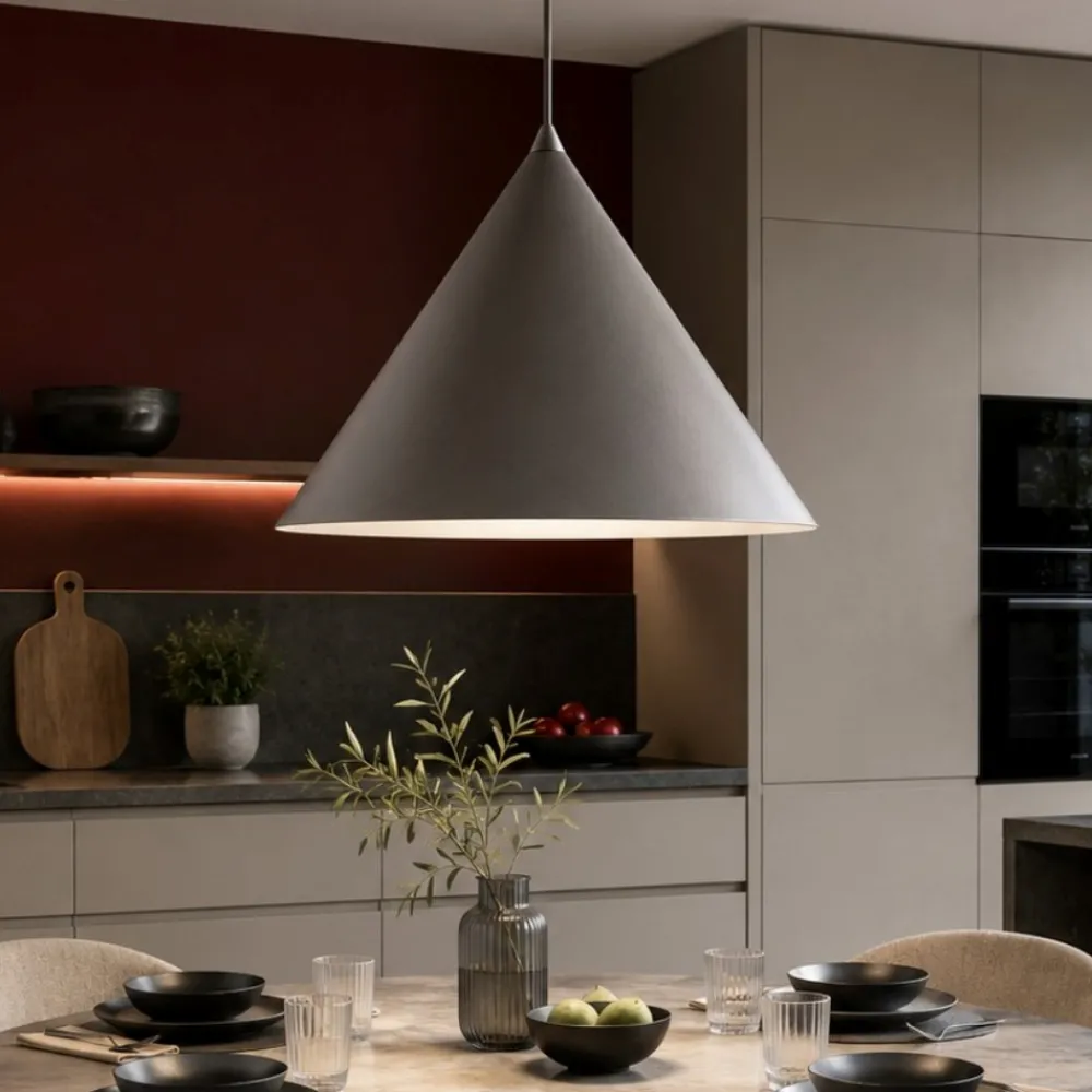 Lampadari Cucina-Selezionato da Mazzolaluce Lampadario cono marrone 50 cm sospensione in metallo per cucina