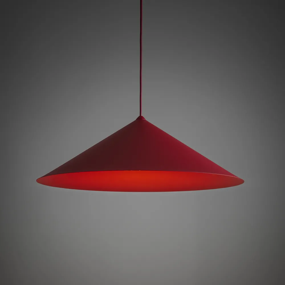 Lampadari Cucina-Selezionato da Mazzolaluce Lampadario cono rosso a sospensione 50 cm per tavolo da cucina moderna