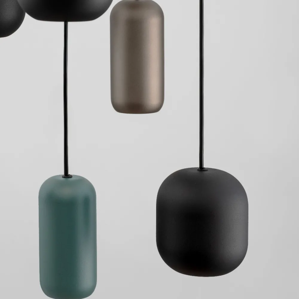 Lampadari Moderni-Selezionato da Mazzolaluce Lampadario con pendenti a sospensione multicolor moderno per soggiorno