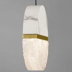 Lampadari Moderni-Selezionato da Mazzolaluce Lampadario con pendenti di marmo bianco e vetro design per tavolo sala da pranzo