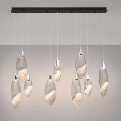 Lampadari Moderni-Selezionato da Mazzolaluce Lampadario con petali in vetro pendenti per tavolo soggiorno