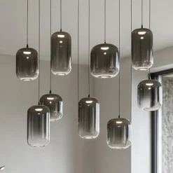 Lampadari Moderni-Selezionato da Mazzolaluce Lampadario con vetri fume per soggiorno moderno