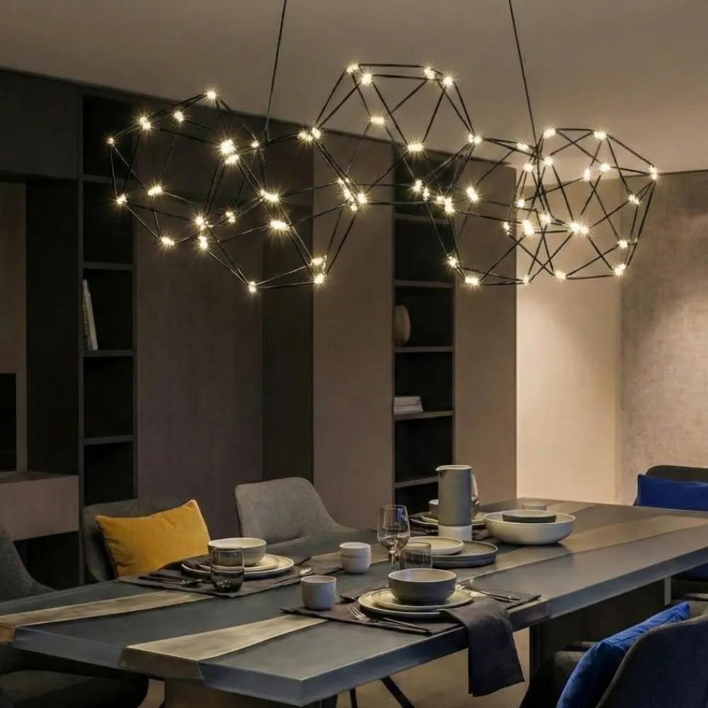 Lampadari Moderni-Selezionato da Mazzolaluce Lampadario costellazione nero moderno
