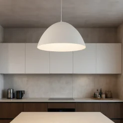 Lampadari Cucina-Selezionato da Mazzolaluce Lampadario cupola di metallo beige 50cm