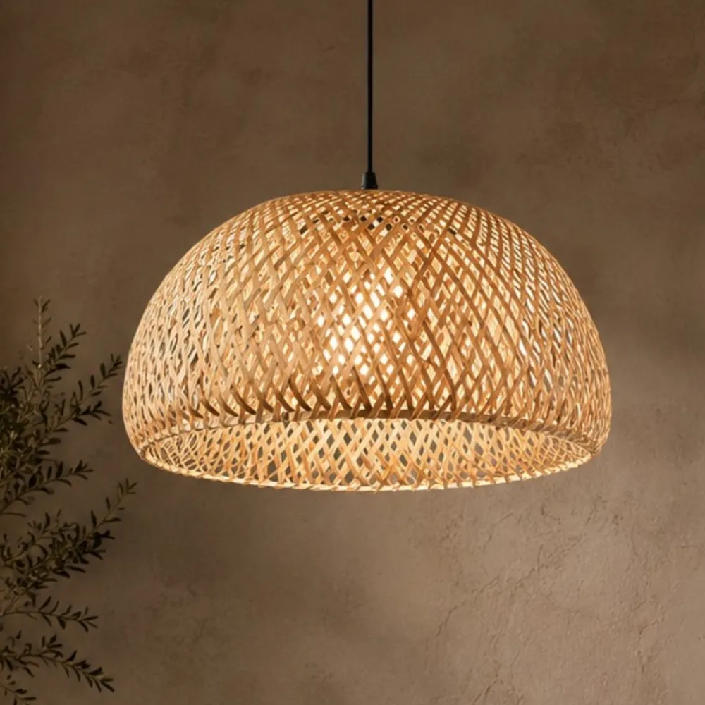 Lampadari Moderni-Selezionato da Mazzolaluce Lampadario cupola di rattan bamboo naturale per soggiorno