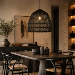 Lampadari Moderni-Selezionato da Mazzolaluce Lampadario cupola di rattan nero per soggiorno sala da pranzo